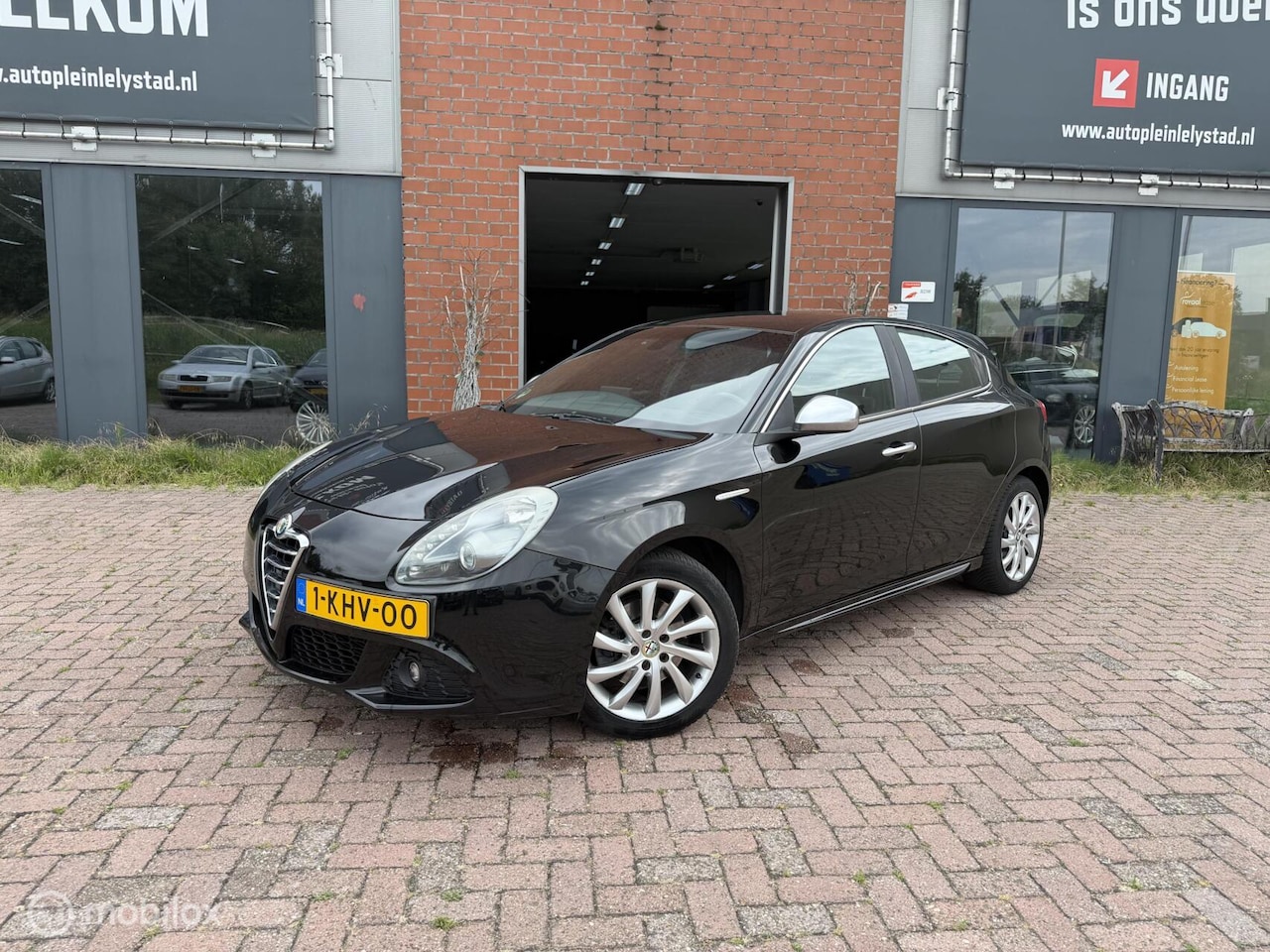 Alfa Romeo Giulietta - 1.4 T Business Executive | Riem vv - AutoWereld.nl
