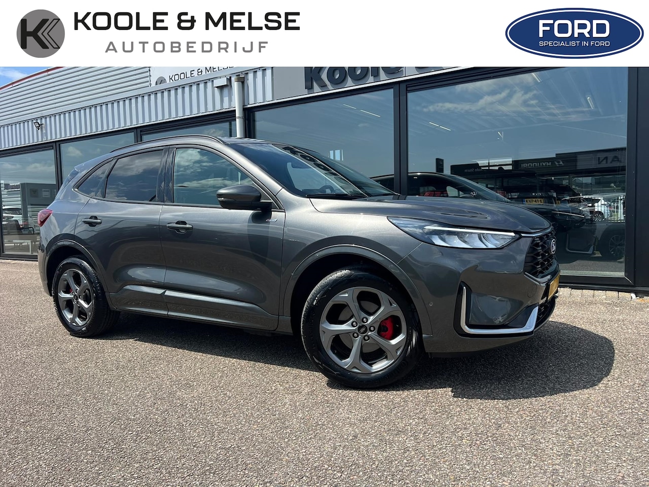 Ford Kuga - 2.5 PHEV 243pk e-CVT ST-Line X, Trekhaak ,Adaptive cc , Carplay , Winterpakket , - AutoWereld.nl