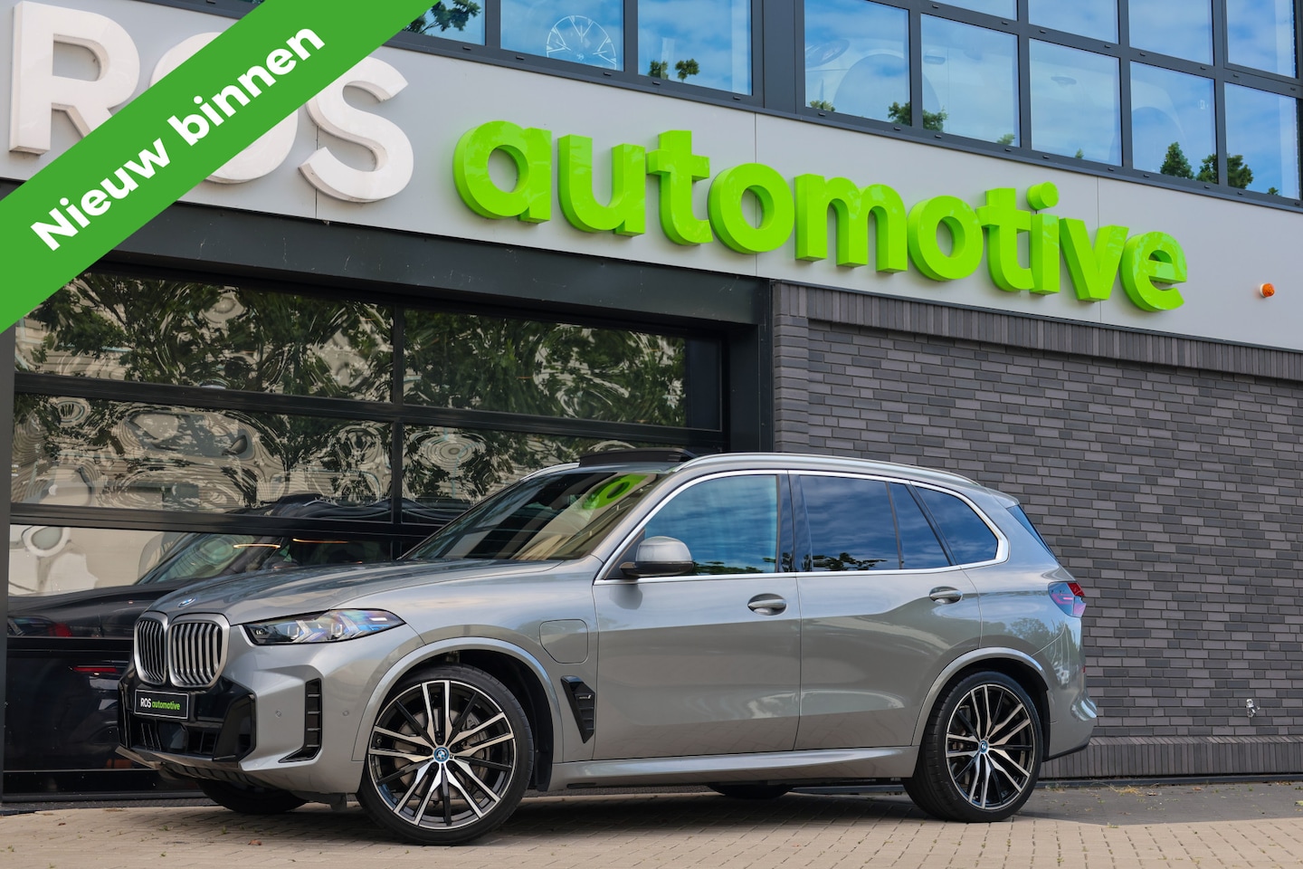 BMW X5 - xDrive50e | BTW | SKYLOUNGE | 22 INCH | COMFORTSTOELEN | H/K | ACC | HUD | - AutoWereld.nl