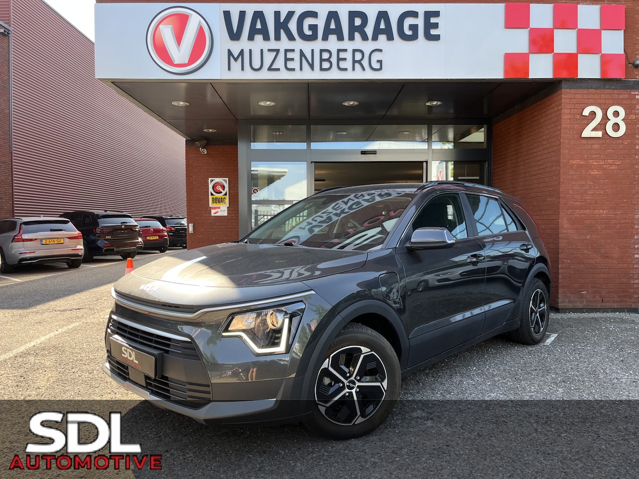 Kia Niro - 1.6 GDi Hybrid DynamicLine // ADAPT. CRUISE // LED // CAMERA+SENSOREN // NAVI+CARPLAY // S - AutoWereld.nl
