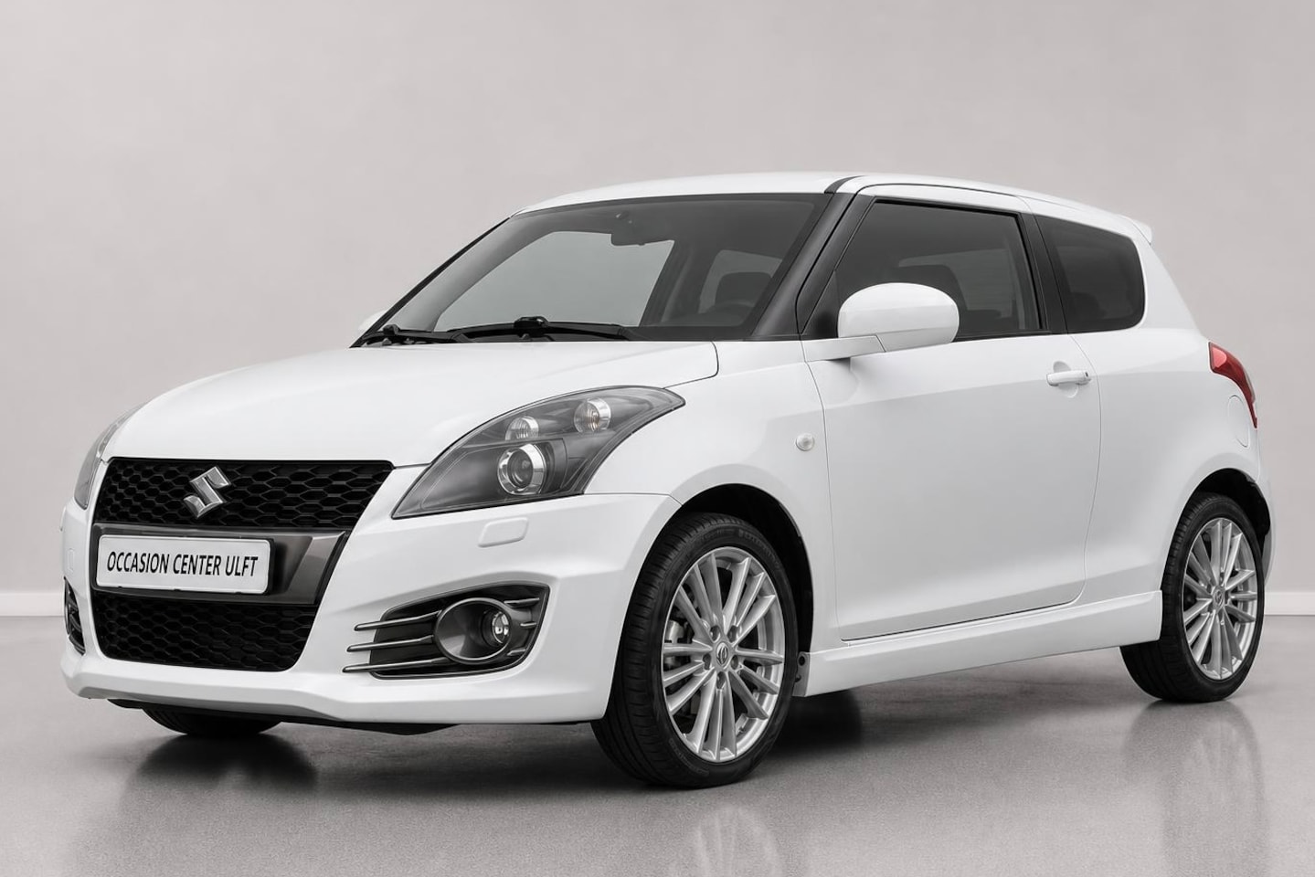 Suzuki Swift - 1.6 SPORT EDITION / ECC / KEYLESS GO / XENON ... - AutoWereld.nl