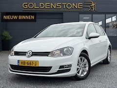 Volkswagen Golf - 1.0 TSI Trendline 2e Eigenaar, 115pk, Trekhaak, Dealer Onderhouden, Carplay, Navi, Airco,