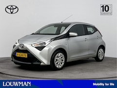 Toyota Aygo - 1.0 VVT-i x-play | Apple Carplay-Android Auto | Parkeercamera | Airco |
