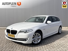 BMW 5-serie Touring - 528i High Executive Dealer OH|Navi|NL Auto|Leder|PDC|Cruise|NAP|LED|