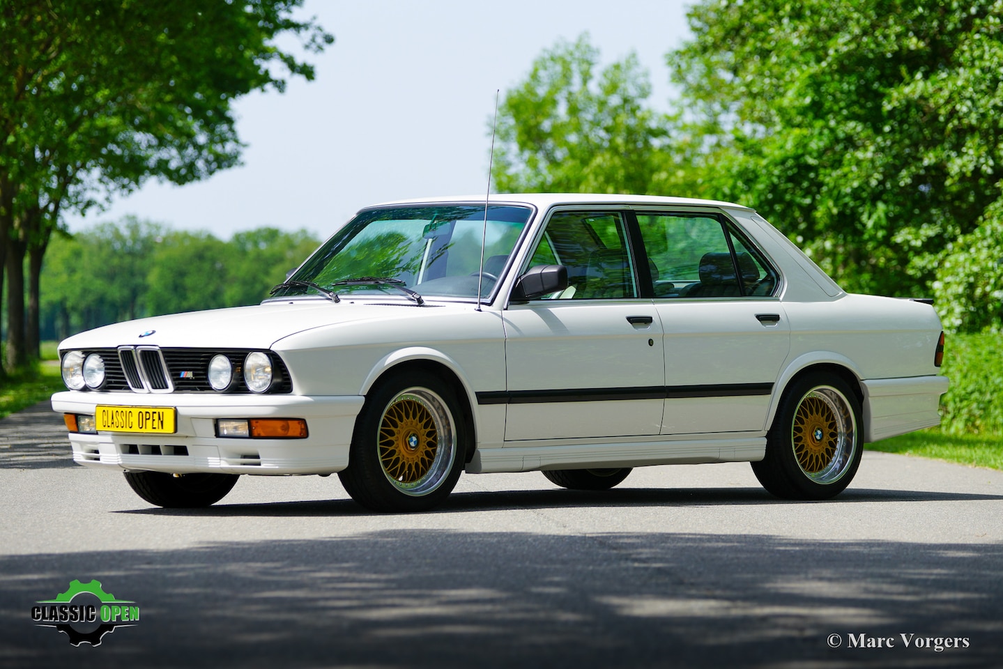 BMW 5-serie - M 535i E28 - AutoWereld.nl