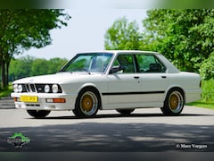 BMW 5-serie - M 535i E28