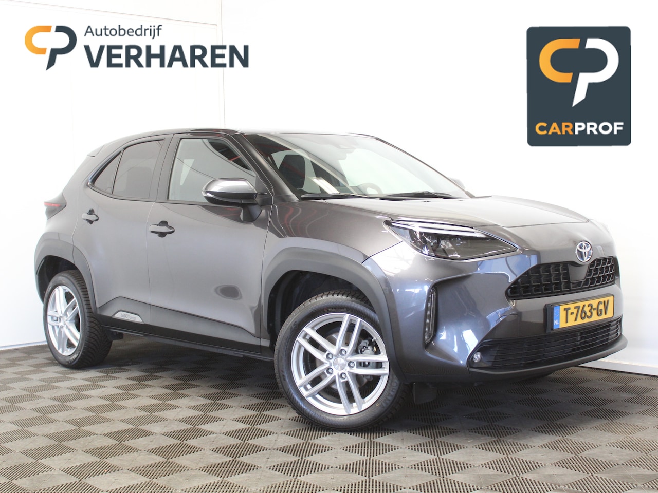Toyota Yaris Cross - 1.5 Hybrid Dynamic CAMERA | CARPLAY | ADAPCRUISE | LMV17 | LED | CLIMATE | STOELVERW | DAB - AutoWereld.nl