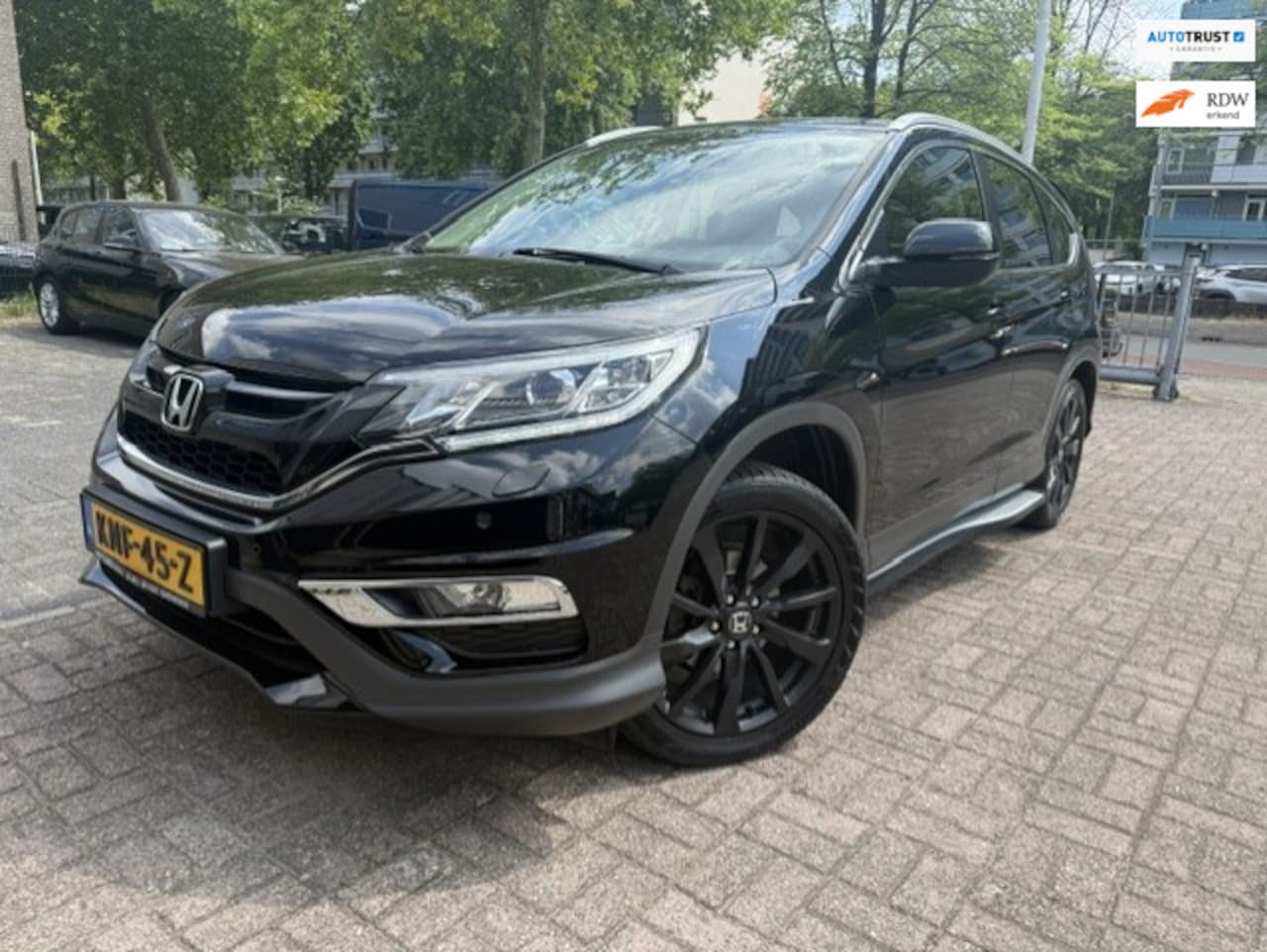 Honda CR-V - 2.0 4WD Black Edition Navi/Camera/Leer - AutoWereld.nl