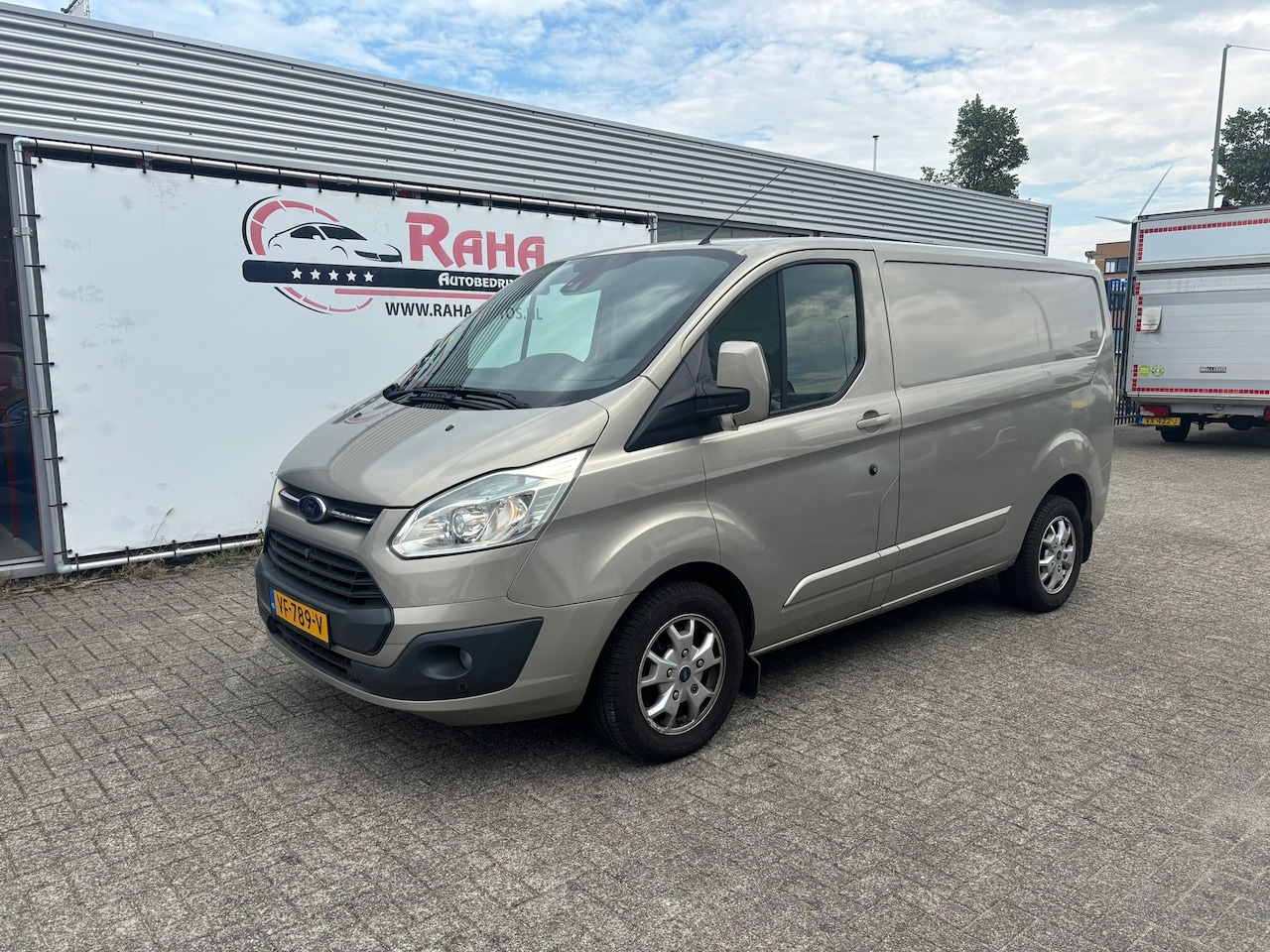 Ford Transit Custom - 270 2.2 TDCI L1H1 Limited 270 2.2 TDCI L1H1 Limited - AutoWereld.nl