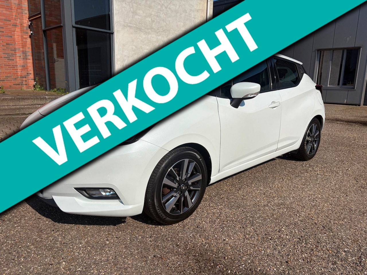 Nissan Micra - 1.0L Visia 1.0L Visia+,Airco,Cruise - AutoWereld.nl
