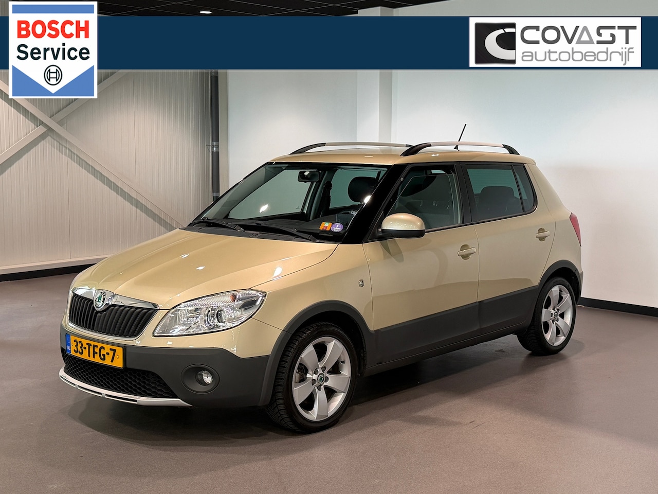Skoda Fabia - 1.2 TSI Scout Automaat DSG|Trekhaak|Airco|Camera - AutoWereld.nl