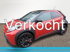 Toyota Aygo X - 1.0 VVT-i S-CVT Premium Automaat. Nieuwstaat Navigatie, two-tone premium kleur