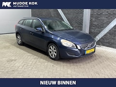 Volvo V60 - 1.6 DRIVe Kinetic | Navigatie | Parkeersensoren | Cruise Control | City Safety | Bluetooth