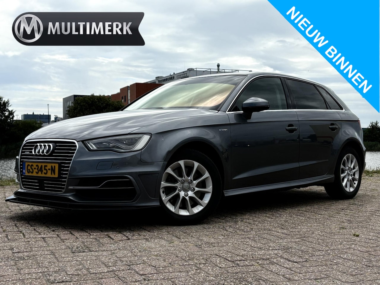 Audi A3 Sportback - 1.4 e-tron PHEV Attraction Pro Line plus | CHAMELEON FOLIE | SPOILERS | SOUNDBOX | - AutoWereld.nl