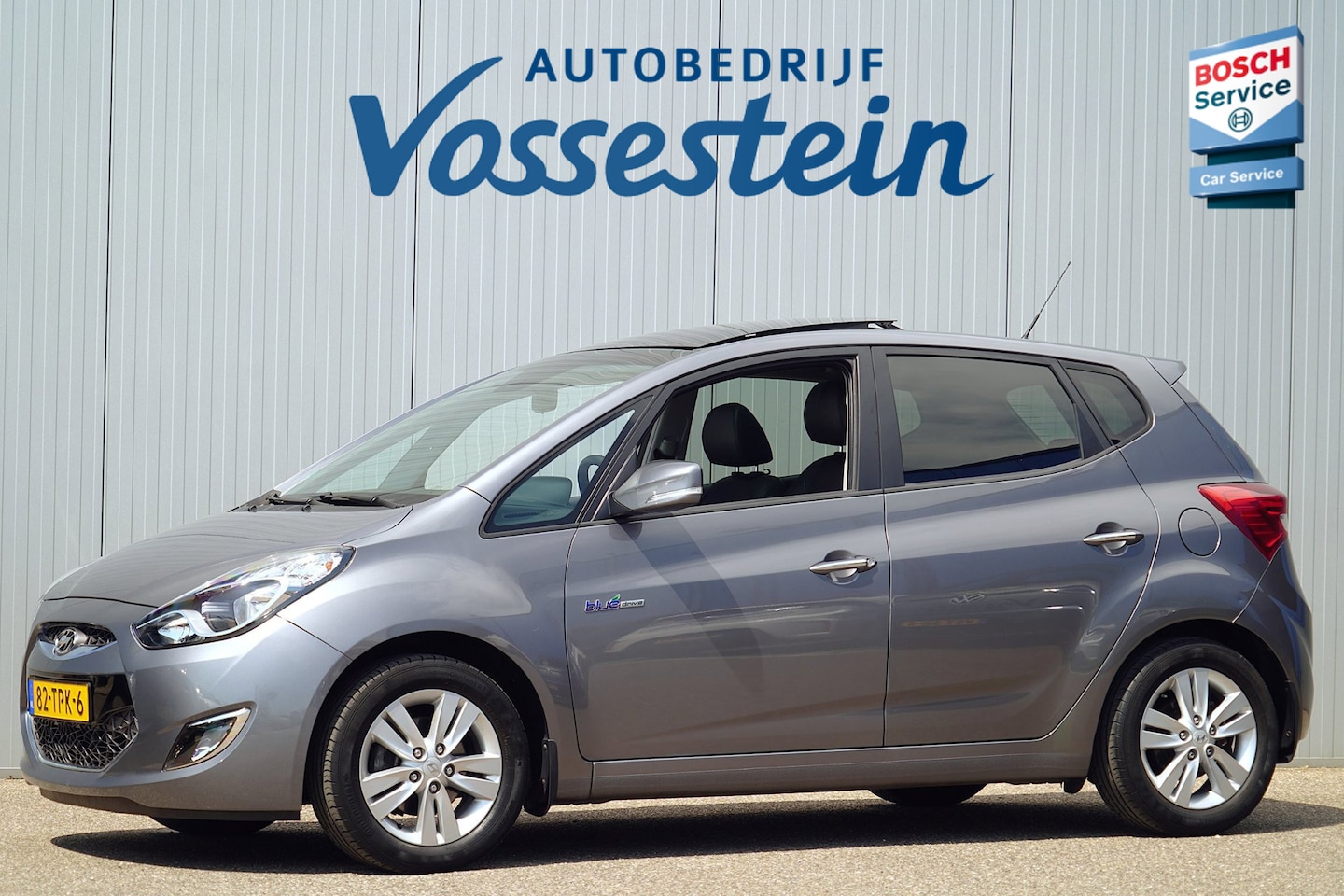 Hyundai ix20 - 1.4i i-Catcher / 54dkm NAP / Leder / Schuifdak / Camera / Navi / Climate / Cruise - AutoWereld.nl