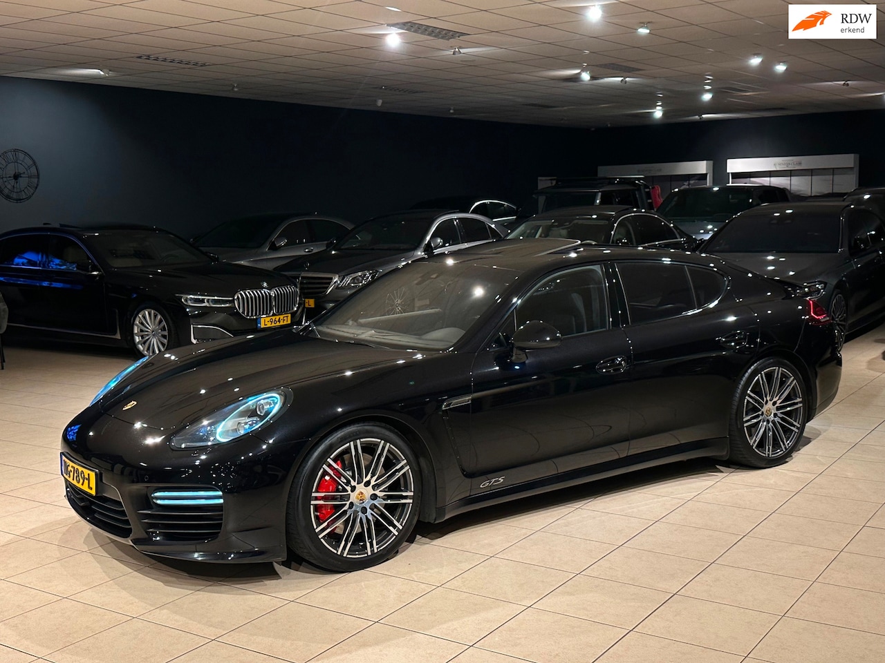 Porsche Panamera - 4.8 GTS Facelift/Sportchrono/Opendak/Bomvol - AutoWereld.nl