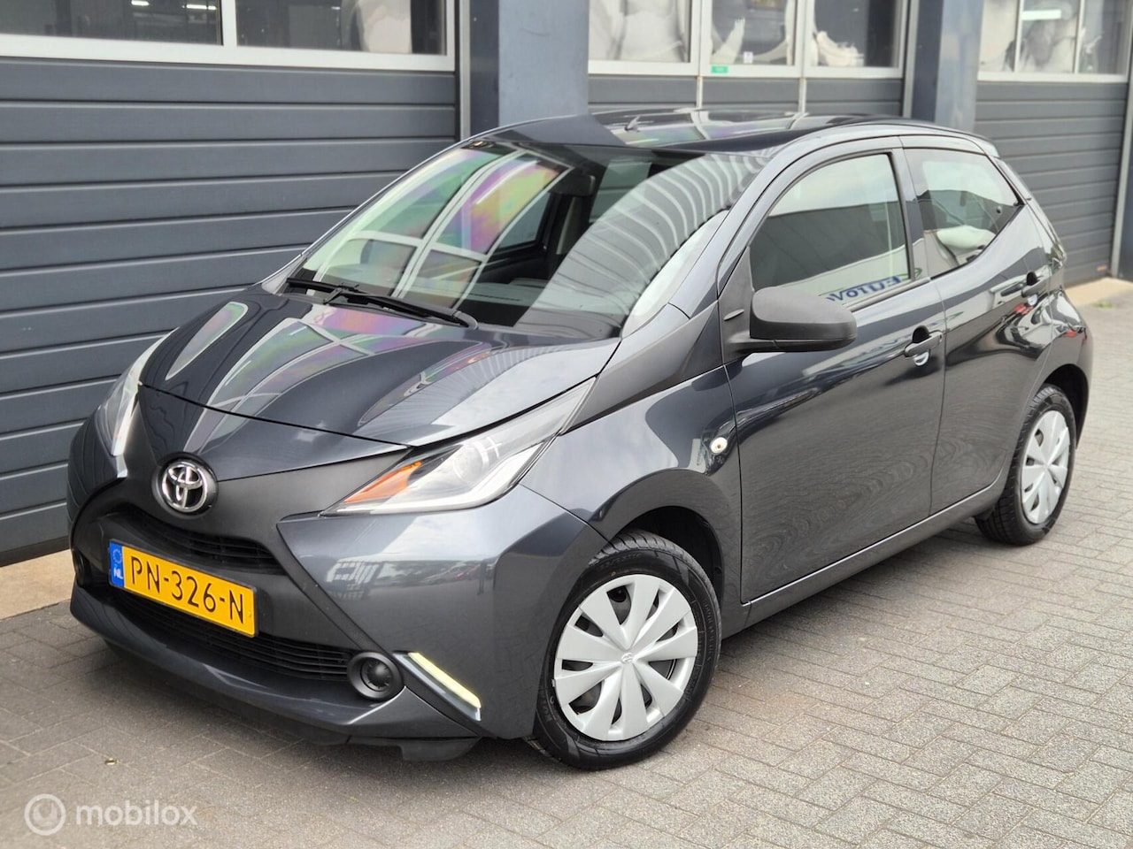 Toyota Aygo - 1.0 VVT-i x | CRUISE | STUUR.B | 104.000KM | - AutoWereld.nl