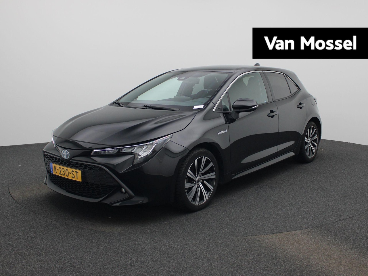 Toyota Corolla - 1.8 Hybrid Business Plus | Navigatie | Airco | Privacy Glass | Lichtmetalen Velgen | - AutoWereld.nl