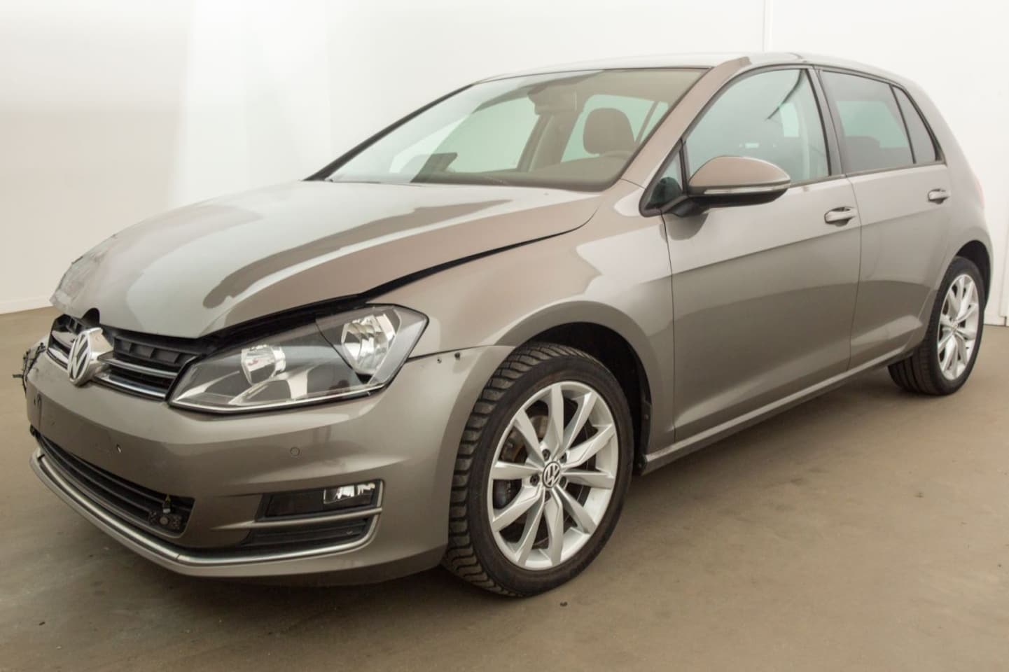 Volkswagen Golf - 1.6 TDI Clima Navi Highline - AutoWereld.nl
