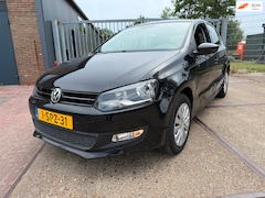 Volkswagen Polo - 1.4-16V 5 Deurs let op lichte schade deur + Dorpel verder nette auto