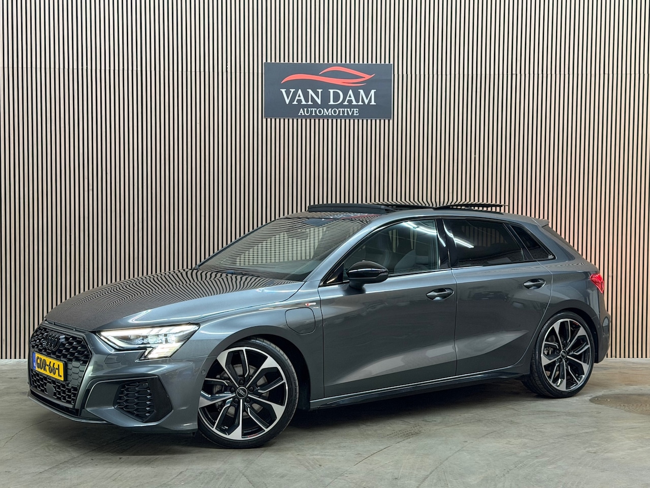 Audi A3 Sportback - 40 TFSI e Hybrid 3x S-Line 2021 FULL OPTION - AutoWereld.nl
