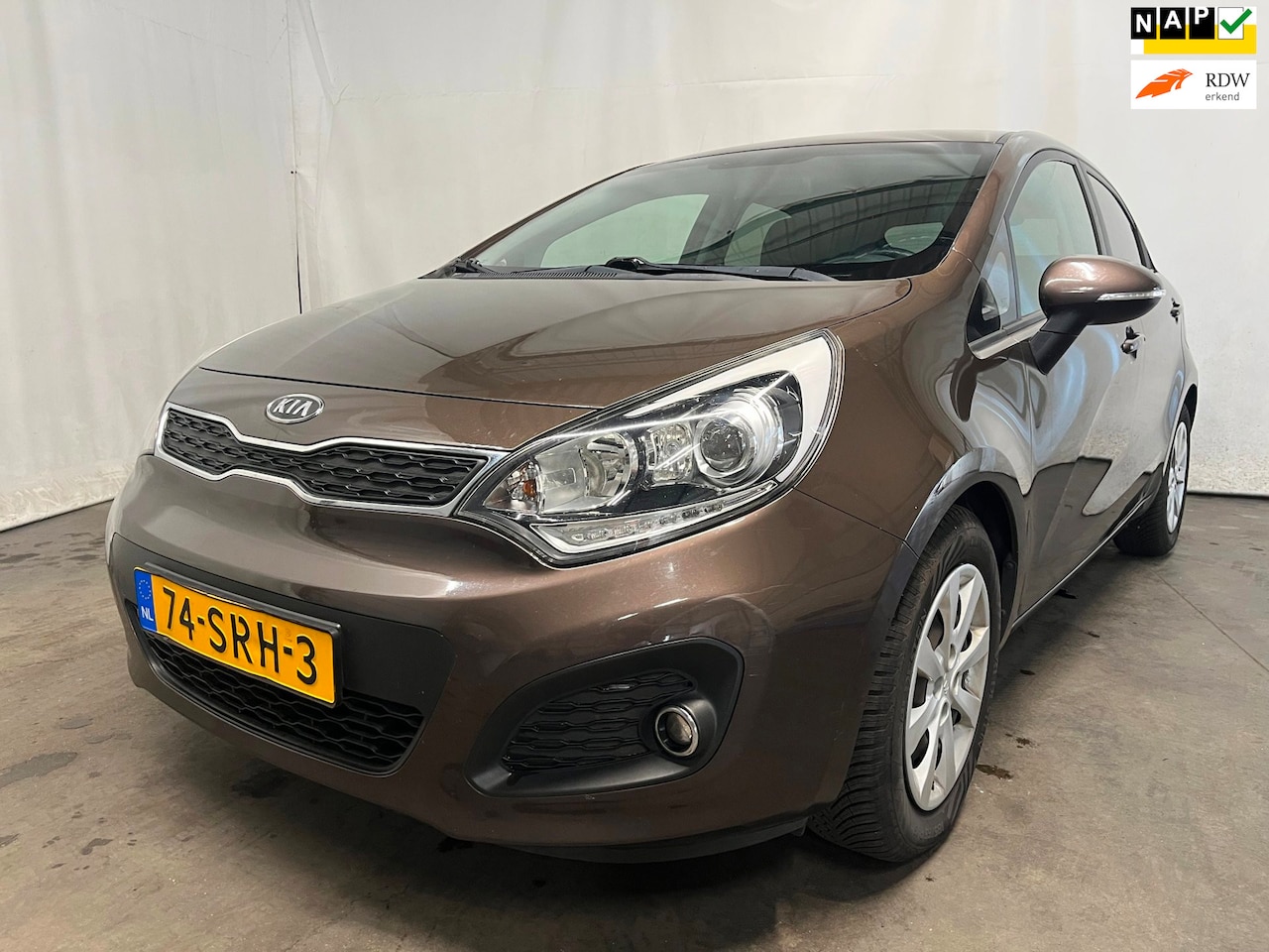 Kia Rio - 1.2 CVVT Super Pack - Motor Tikt - Schade - AutoWereld.nl