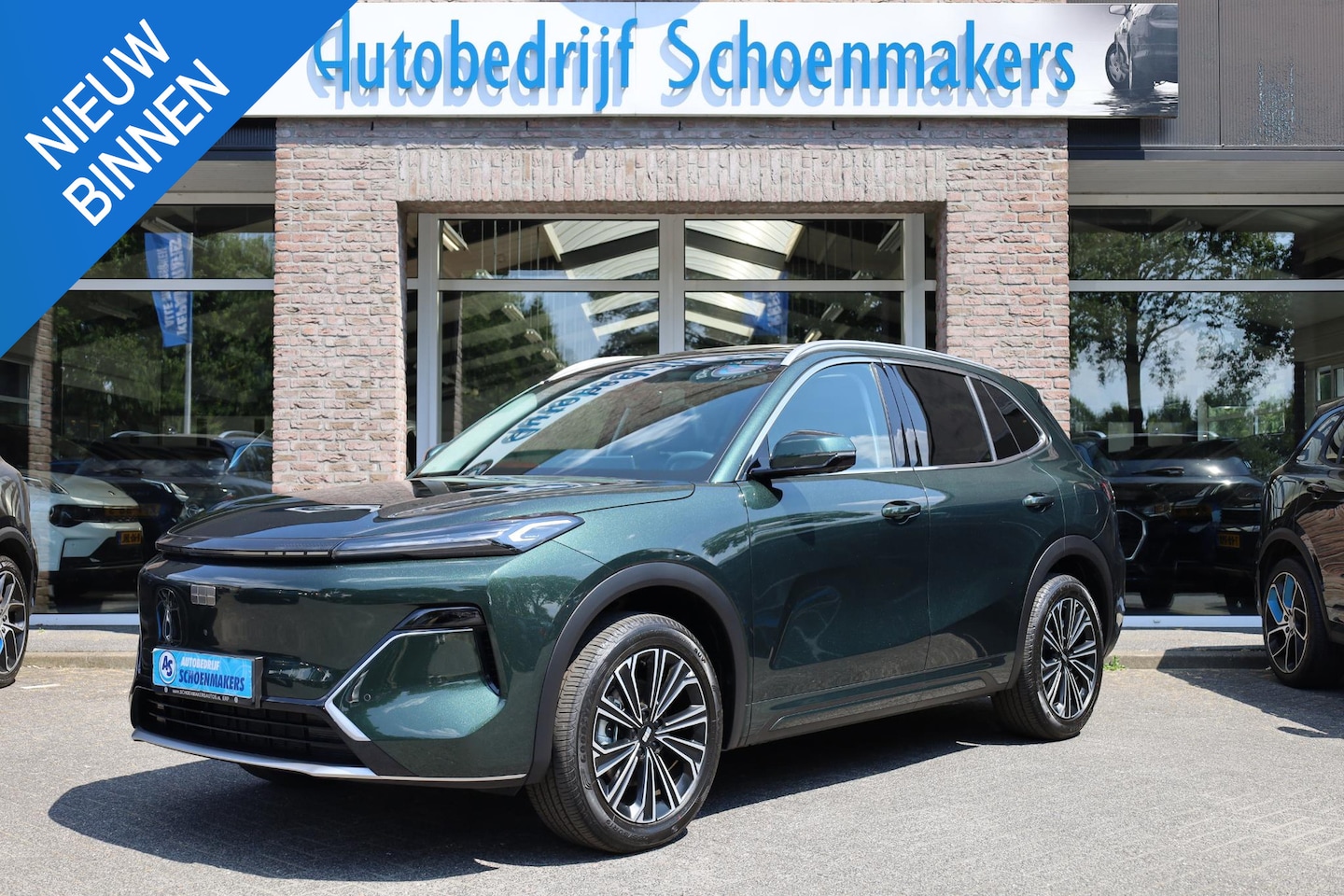 Geely Starray EM-i - 1.5 Max+ PANO MEMORY MASSAGE 4XSTOEL/STUURVERW STOELVERK. HUD CARPLAY 360-CAMERA SFEERVERL - AutoWereld.nl
