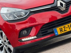 Renault Clio Estate - 0.9 TCe Limited| Rouge Flamme | Airco | Cruise Control | Zuinig & Ruim | Keurig