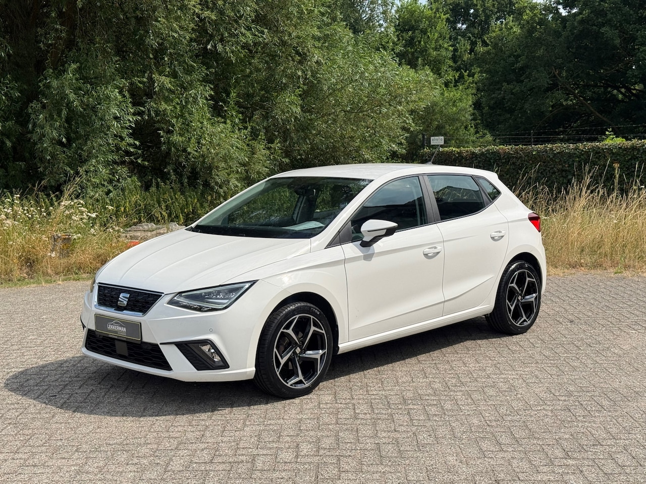 SEAT Ibiza - 1.0 TSI FR VELGEN I CAMERA I CARPLAY I PDC I CLIMA I VOLL ONDH - AutoWereld.nl