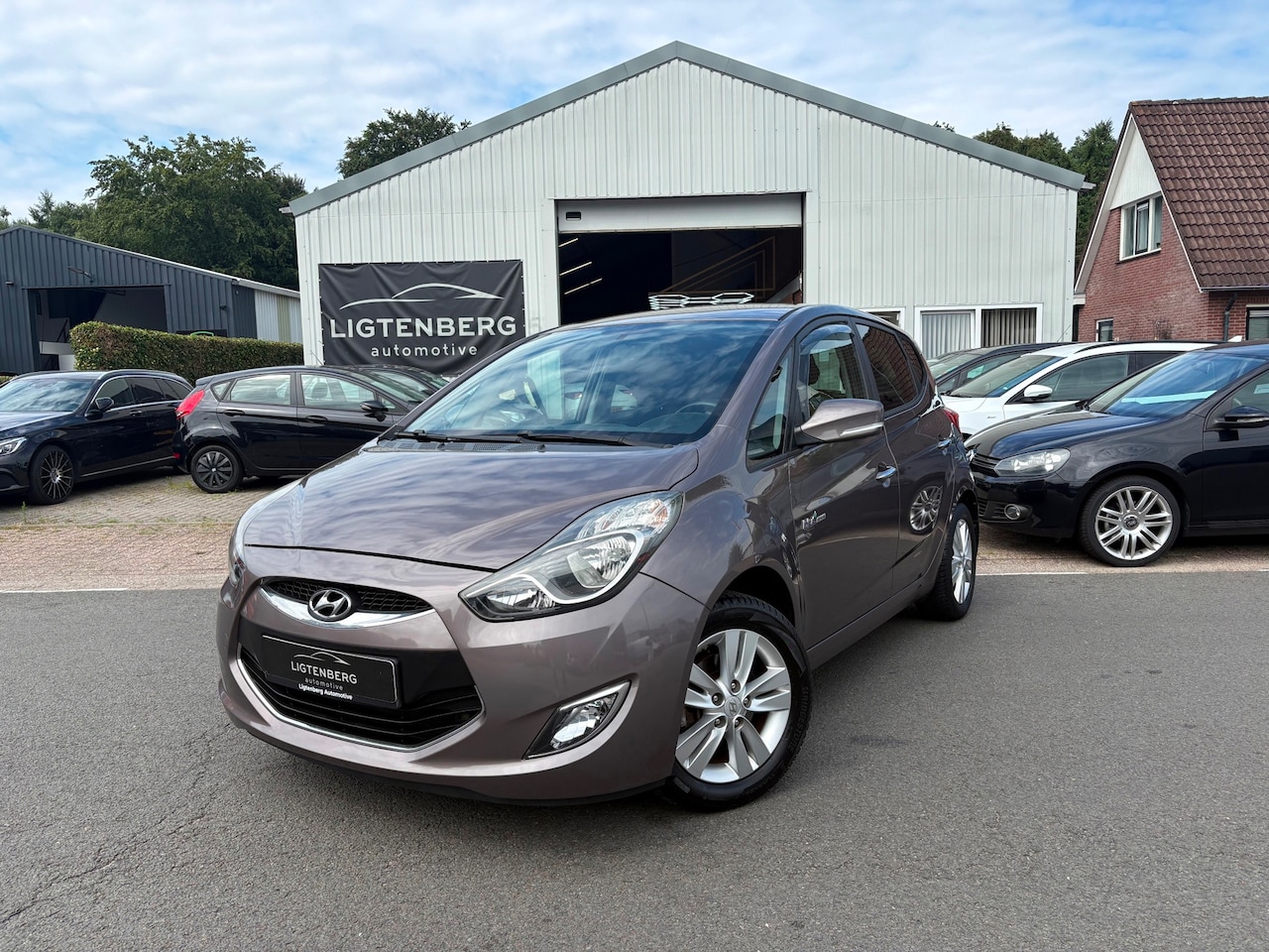 Hyundai ix20 - 1.4i Go! CRUISE/CLIMA/TREKHAAK/GARANTIE/NAP - AutoWereld.nl