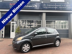 Toyota Aygo - 1.0-12V 5-drs Comfort Navigator Bj 2011 Km 131.000 Airco-5drs