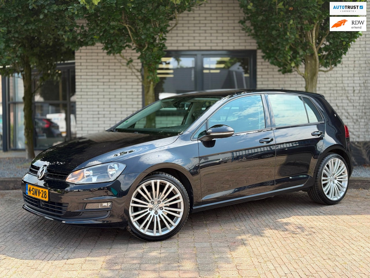 Volkswagen Golf - 1.2 TSI Trendline 1.2 TSI Trendline - AutoWereld.nl