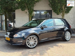 Volkswagen Golf - 1.2 TSI Trendline