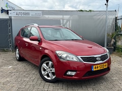 Kia Cee'd Sporty Wagon - 1.4 CVVT - Clima - Cruise - NAVI - APK 07-27