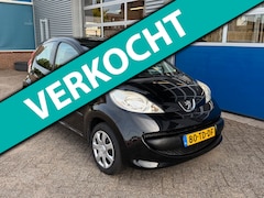 Peugeot 107 - 1.0-12V XS