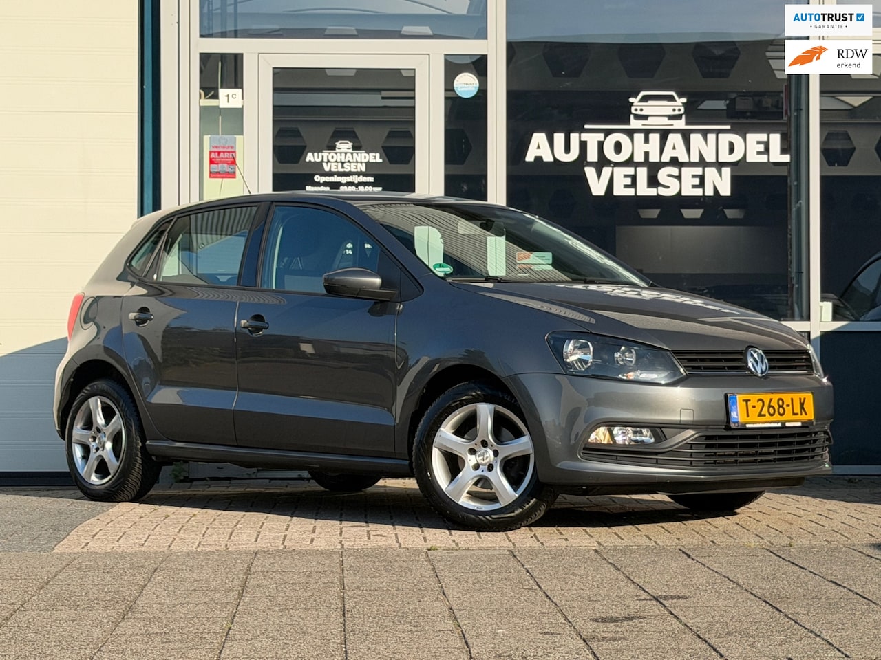 Volkswagen Polo - 1.0 First Edition Airco Lage Km - AutoWereld.nl
