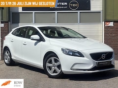 Volvo V40 - 1.6 T3 Kinetic/AIRCO/PARKS/NAVI/CRUISE/APK