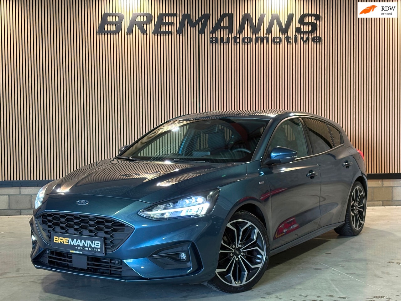 Ford Focus - 1.0 EcoBoost Titanium Business 1.0 EcoBoost Titanium Business - AutoWereld.nl