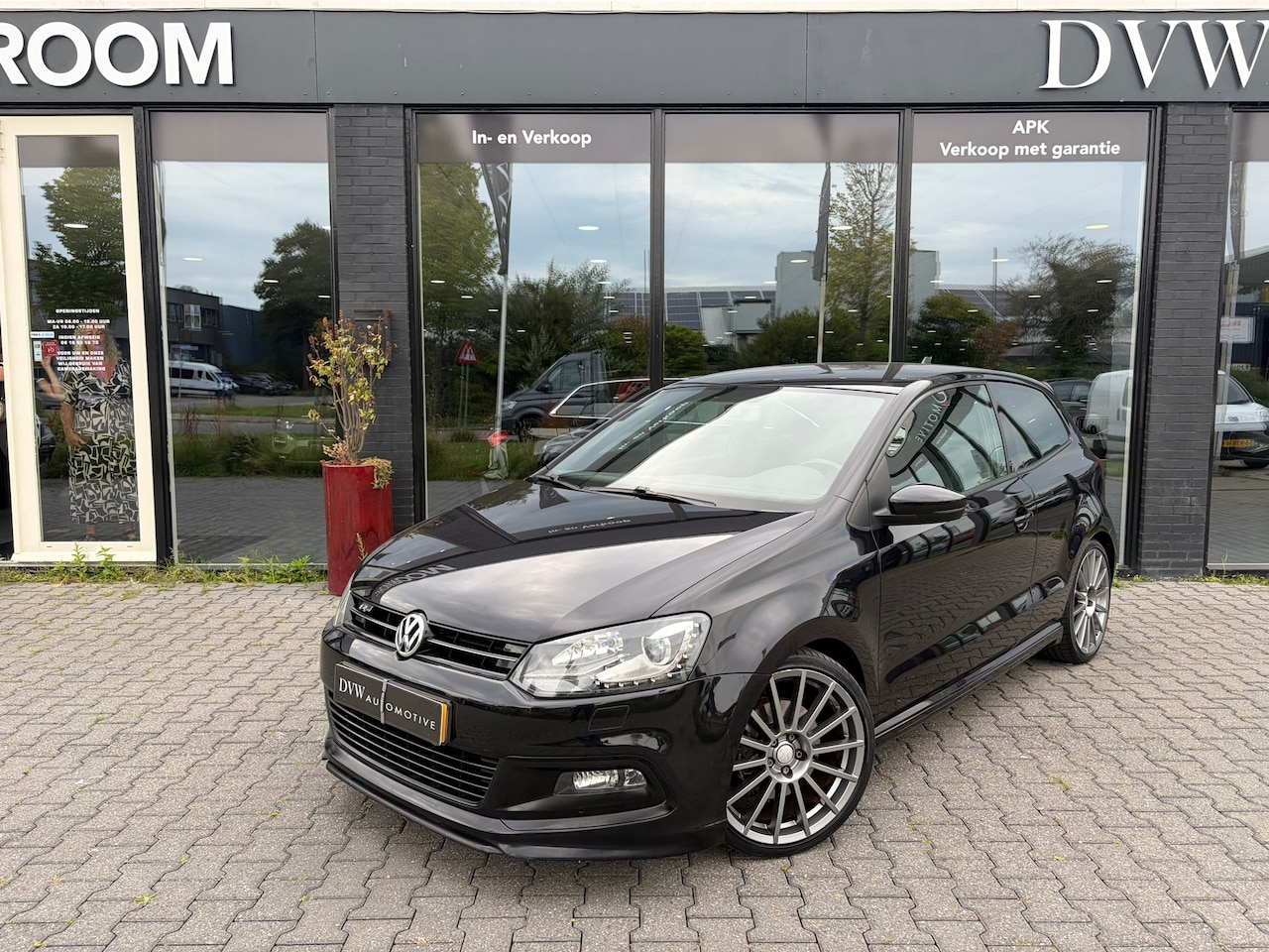 Volkswagen Polo - 1.2 TSI R-Line 1.2 TSI R-Line, Automaat - AutoWereld.nl