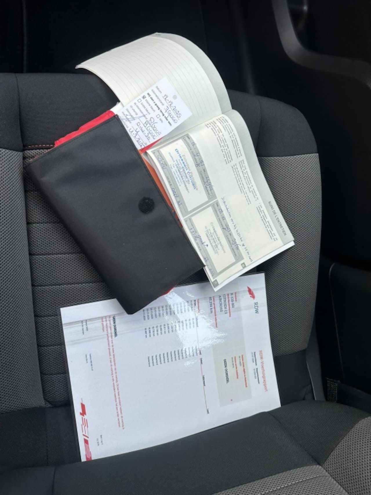 Citroën C3 Aircross - 1.2 110PK Feel Navigatie/Carplay/Trekhaak