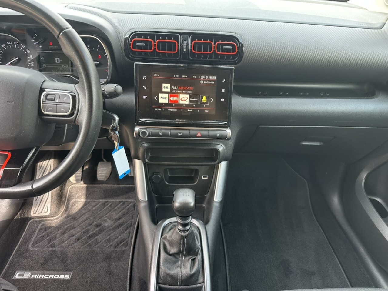 Citroën C3 Aircross - 1.2 110PK Feel Navigatie/Carplay/Trekhaak
