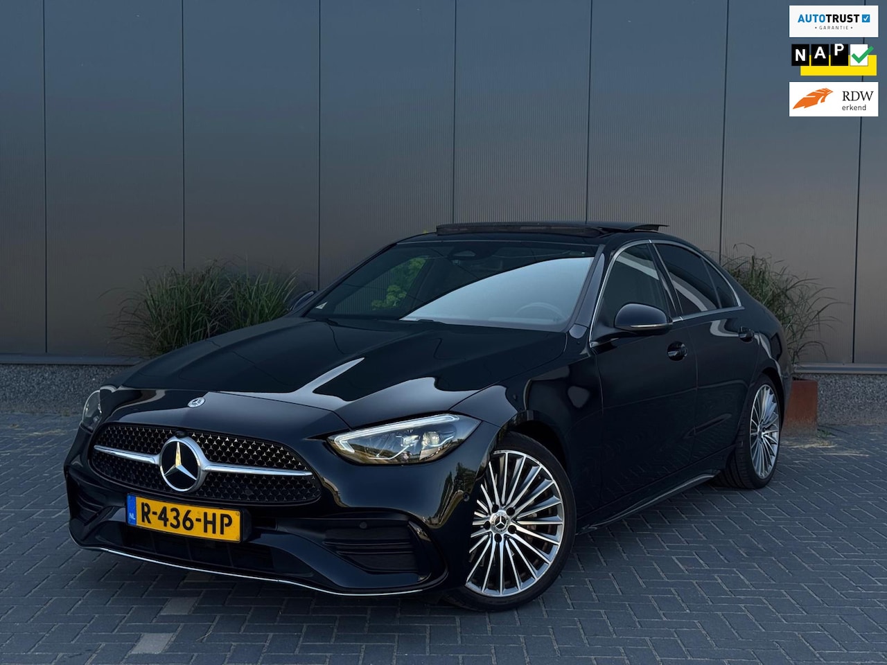 Mercedes-Benz C-klasse - 180 AMG Line ORG NL|PANO|NAVI|LEDER|LED|SFEER|CAMERA|CLIMATE CONTROL - AutoWereld.nl