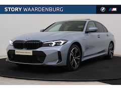 BMW 3-serie - 330e M Sport Automaat / Schuif-kanteldak / Trekhaak / Sportstoelen / Achteruitrijcamera /