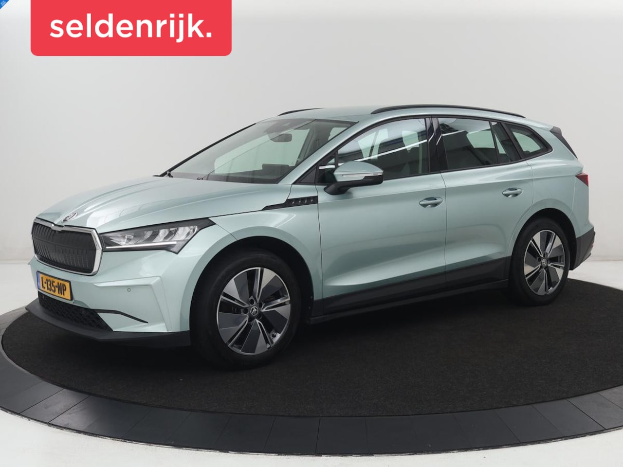 Skoda Enyaq iV - 60 | 93.7 % SOH | Cruise control | Camera | 93.7 % SOH | Cruise control | Camera | Carplay - AutoWereld.nl