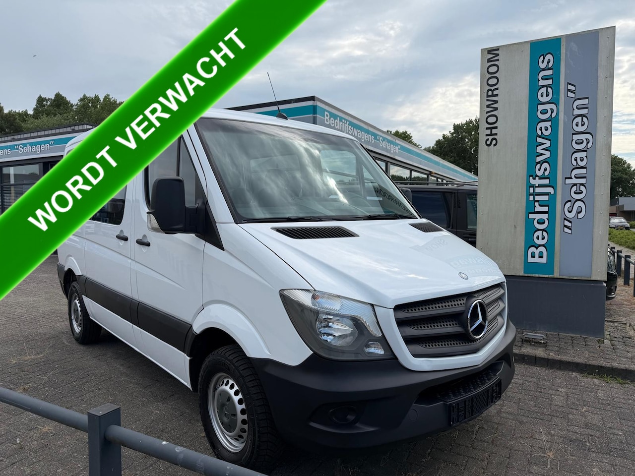 Mercedes-Benz Sprinter - 210 CDI L1H1 DC Automaat | NAP | Trekhaak - AutoWereld.nl