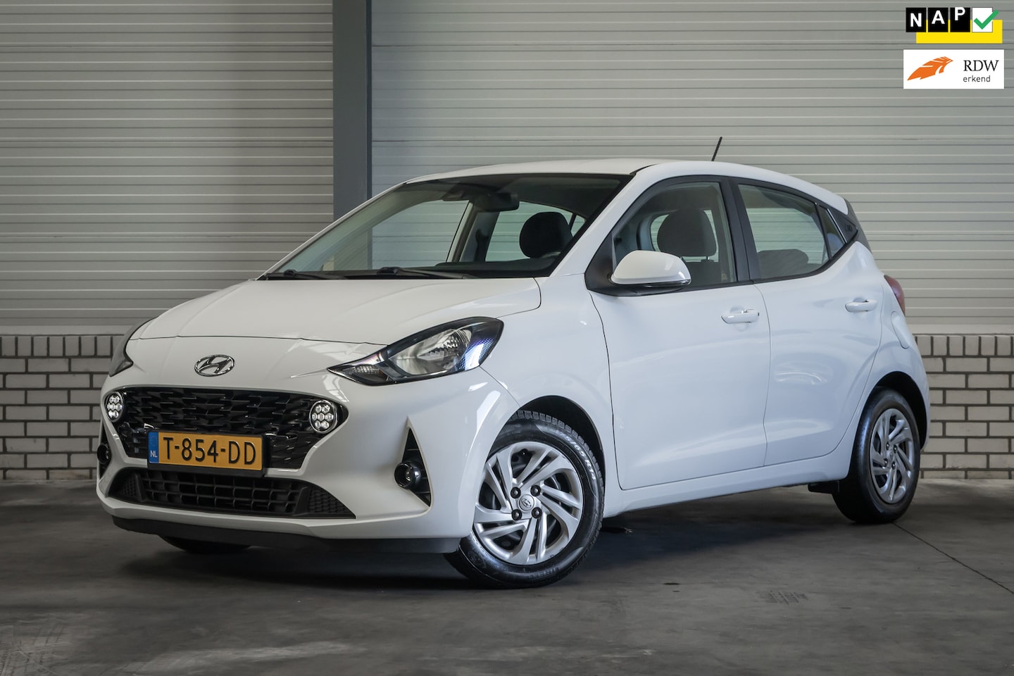 Hyundai i10 - 1.0 Comfort Smart / Eerste eigenaar / CarPlay / - AutoWereld.nl