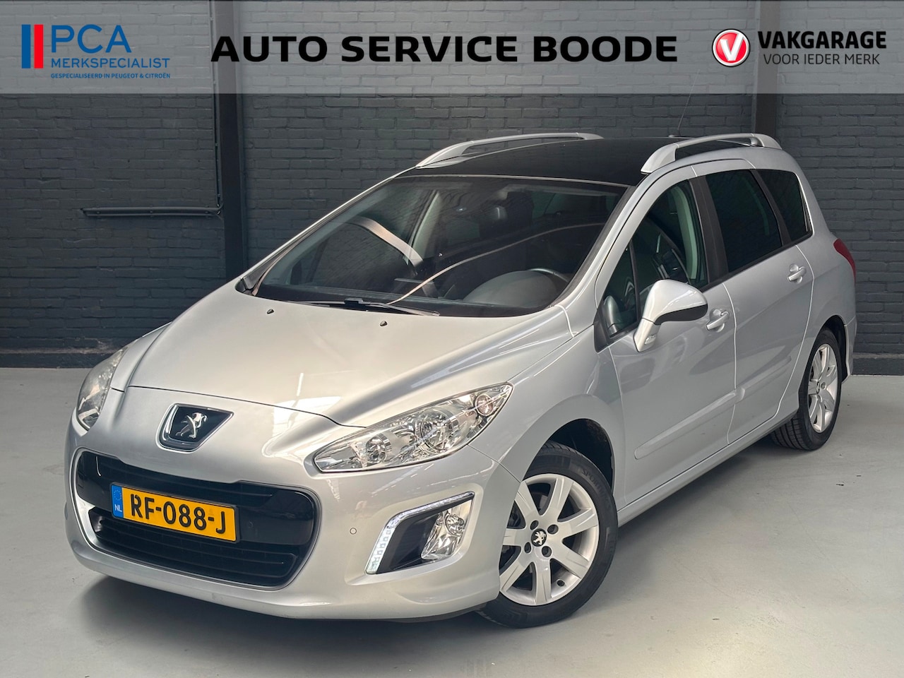 Peugeot 308 SW - 1.6 VTi (120 pk) Premiere - panoramadak - trekhaak - AutoWereld.nl