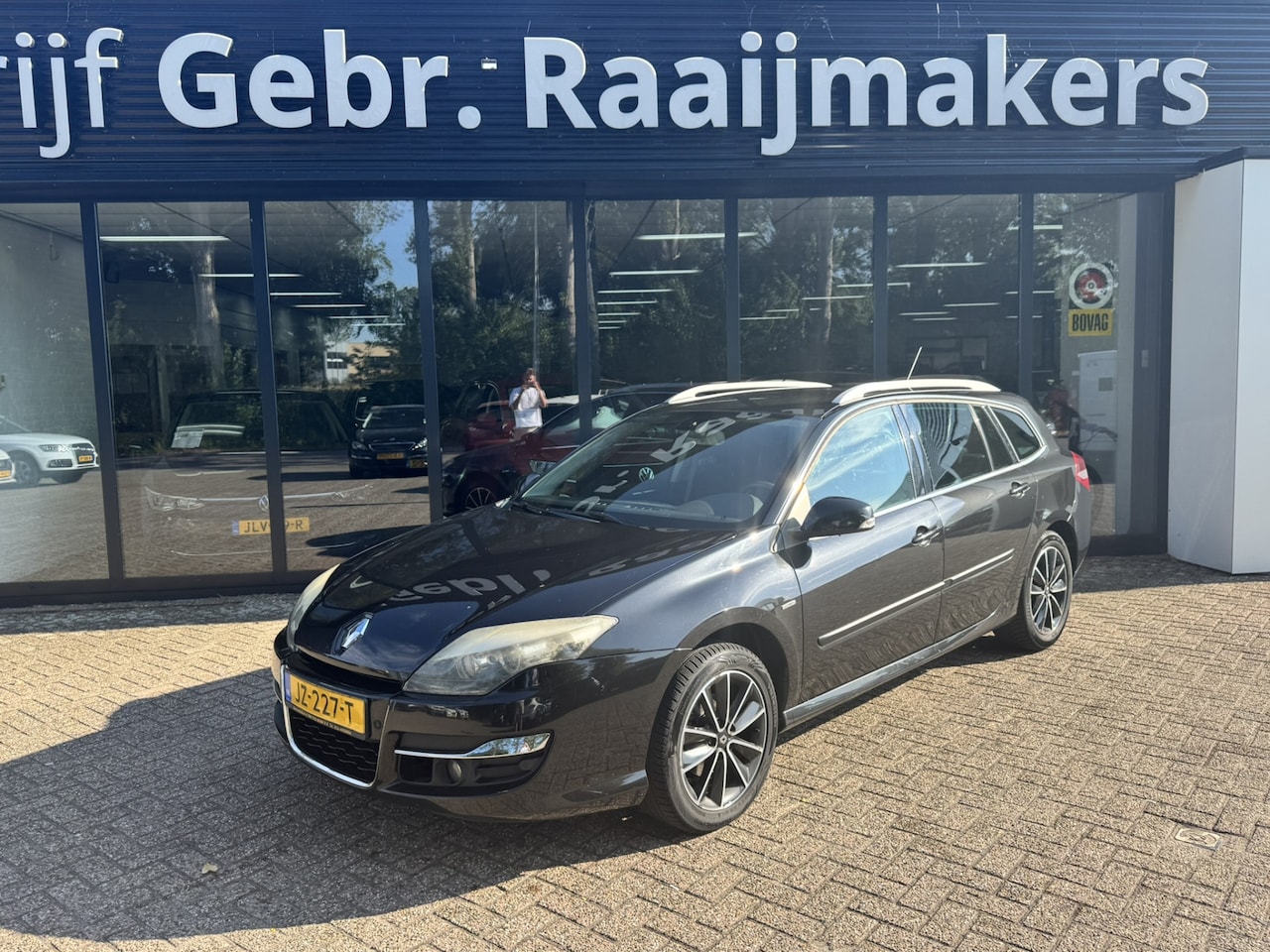 Renault Laguna Estate - 1.5 dCi Dynamique*Navi*ECC*EXPORTPRIJS* - AutoWereld.nl