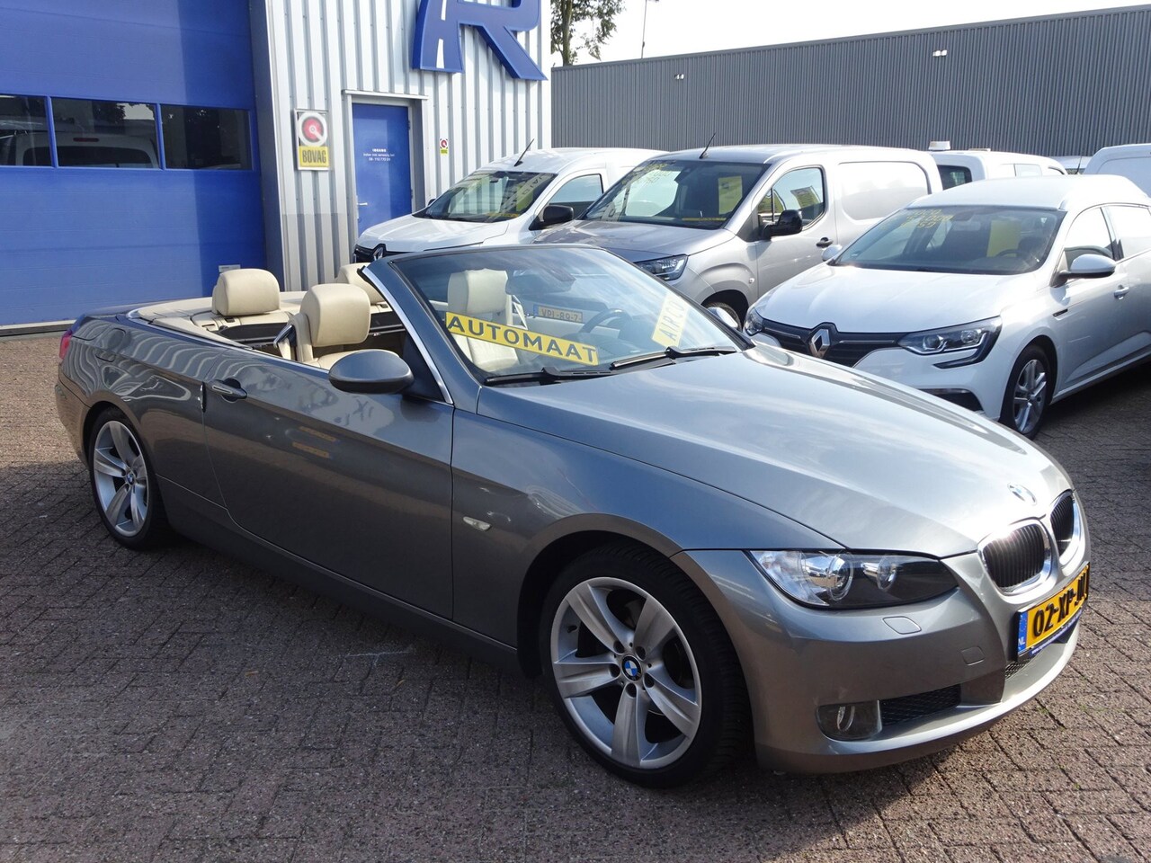 BMW 3-serie Cabrio - 320i High Executive Keurige Cabriolet in zeer nette staat - AutoWereld.nl