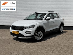 Volkswagen T-Roc - 1.0TSI Style Business ACC l VIRTUAL l TOPSTAAT